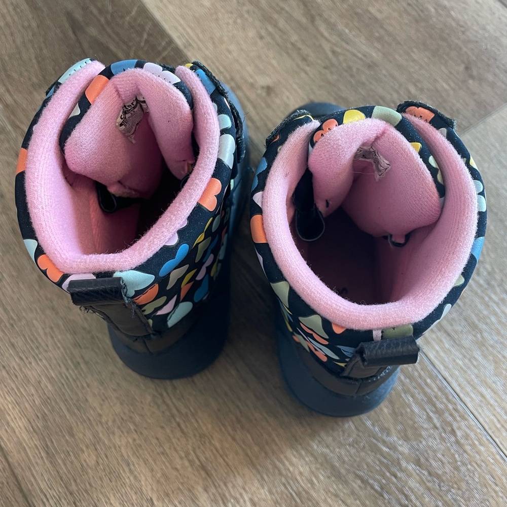 Heart Pattern Toddler Snow Boots Size 9T - Picture 5 of 6